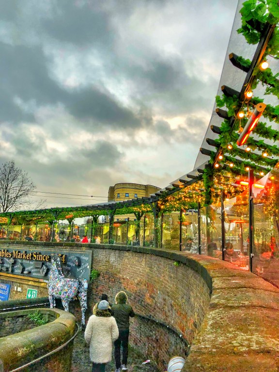 שוק צבעוני בלונדון