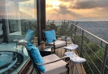 מרפסת על המצוק במושב מנות