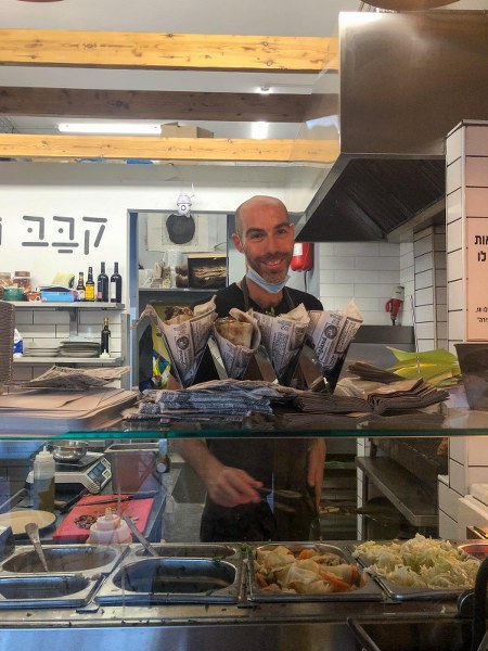 קבב ואחיו פרדס חנה כרכור