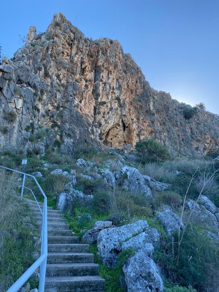 מסלול טיול בנחל מערות