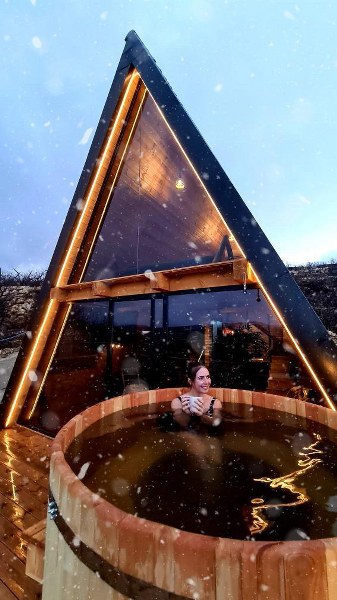 בקתת הפירמידה לזוגות בלבד